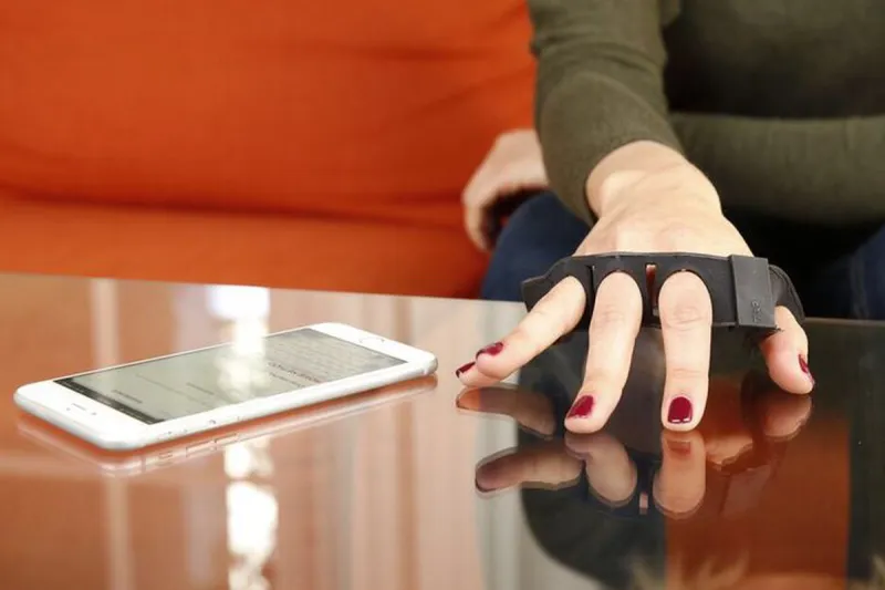 مللت من لوحة المفاتيح.. إليك البديل السحري للكتابة (فيديو)