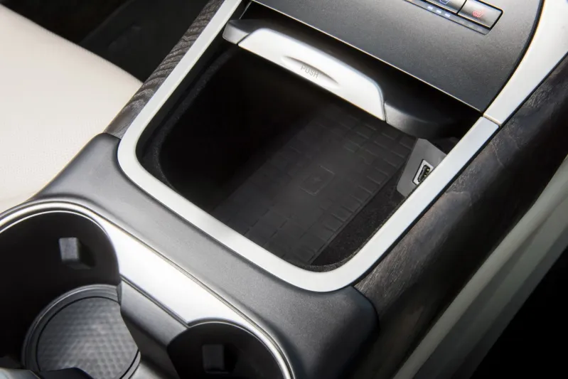 شاهد| لينكولن ناتيلوس 2019 بشكلها الجديد 