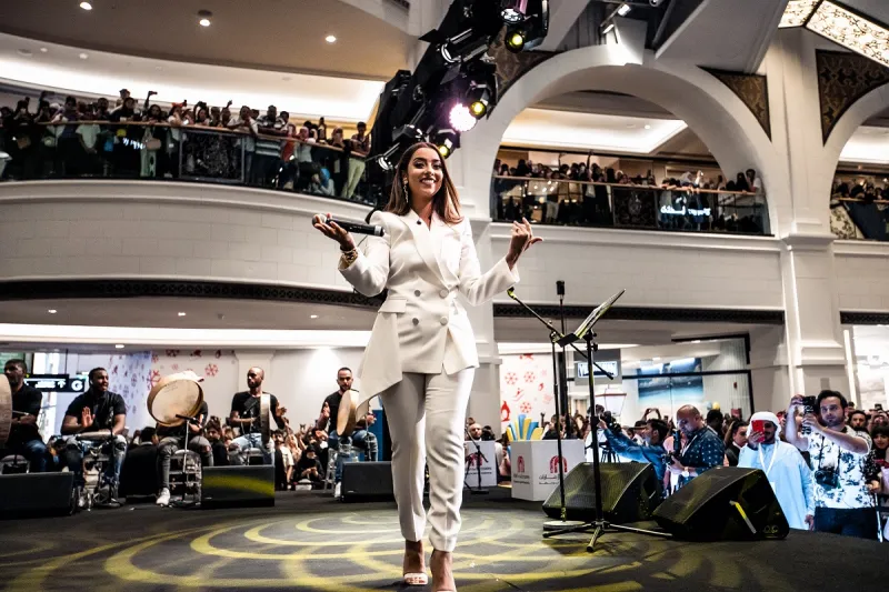 «#حفل_بلقيس_في_جده».. الفنانة اليمنية تطرب نساء جدة بمناسبة اليوم الوطني الـ 46 للإمارات