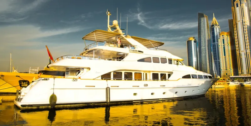 دليلك لاستئجار اليخوت في دبي 