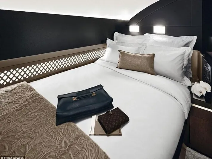 أغلى 10 رحلات طيران في العالم ..إحداها وصل سعر تذكرتها 64 ألف دولار (صور) 