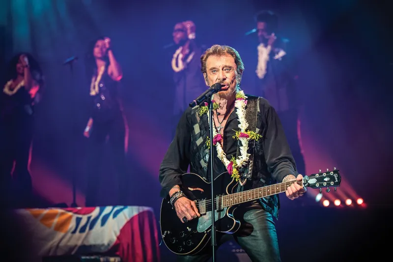 وفاه أسطورة الروك الفرنسية «جوني هاليداي» (فيديو)