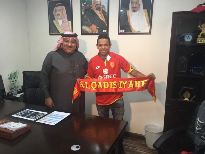 شاهد| أبناء البرازيلي إلتون يرددان النشيد السعودي