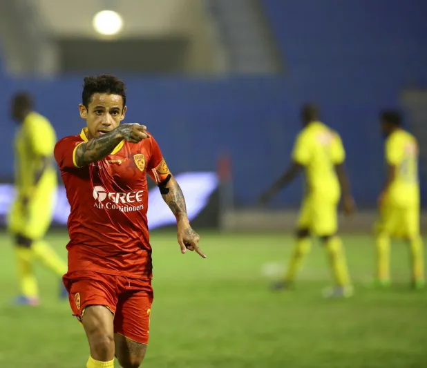 شاهد| أبناء البرازيلي إلتون يرددان النشيد السعودي