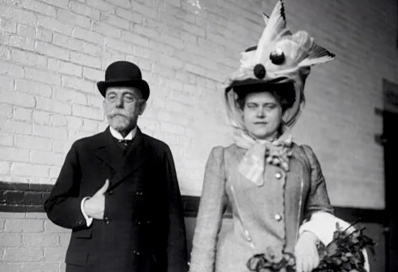 «جوجل» يحتفل بذكرى ميلاد الطبيب الألماني «روبرت كوخ »