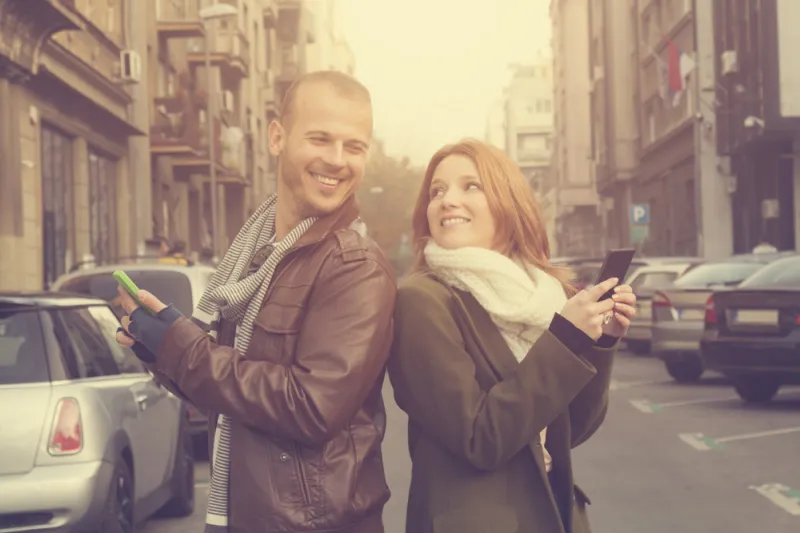 كيف تعيد الغموض والسحر الى العلاقة طويلة الأمد ؟ 