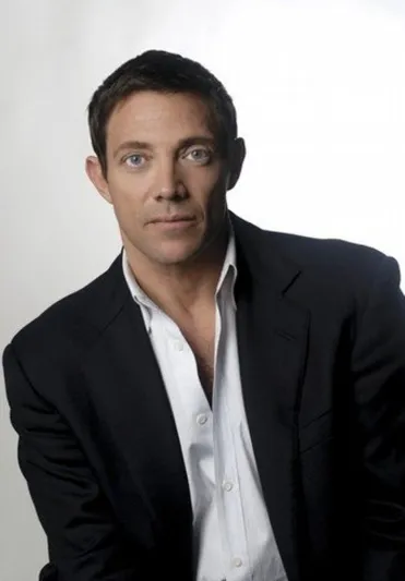 أشهر نصاب في العالم يتعرض للنصب من مصري