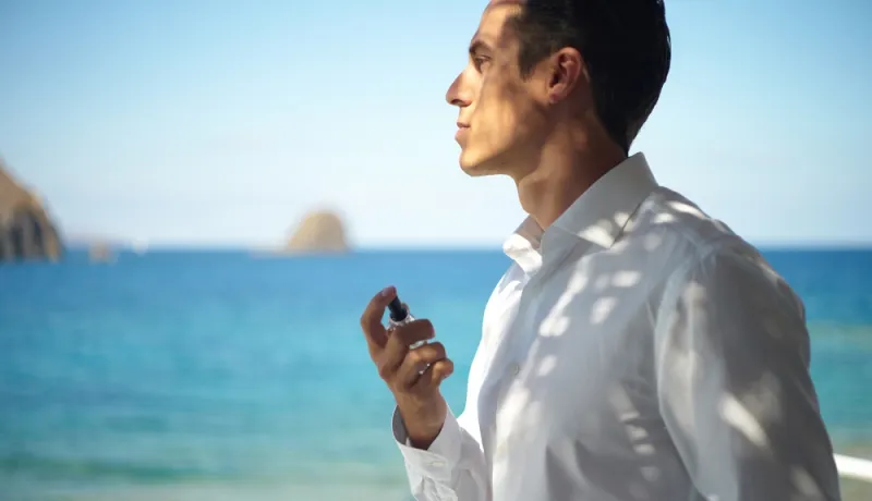 ما هو الفيتيفر؟ 10 معلومات عن عطر يفيض انتعاشاً