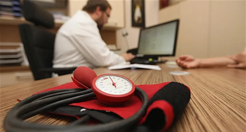 الإيدز في العالم العربي.. «الواقع المرعب المسكوت عنه» !