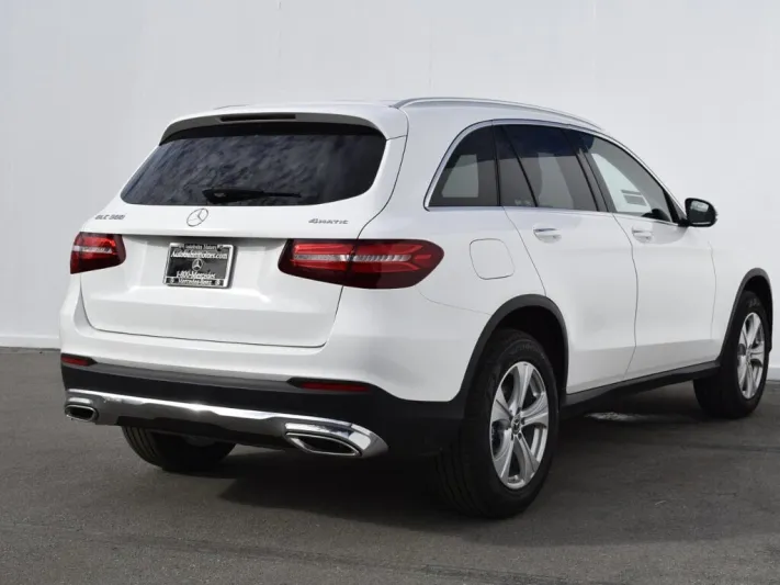 شاهد| اختبار تصادم مرسيدس GLC 2018