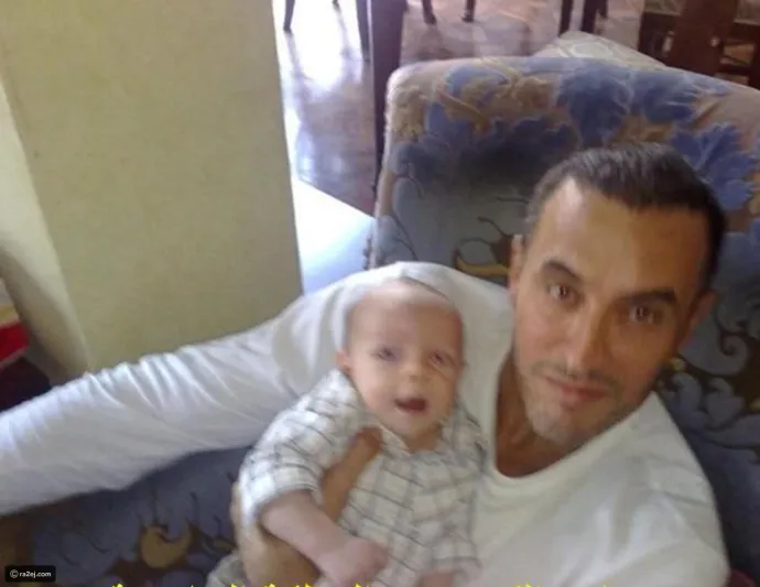 صور عفوية ونادرة للقيصر كاظم الساهر مع أولاده وأحفاده