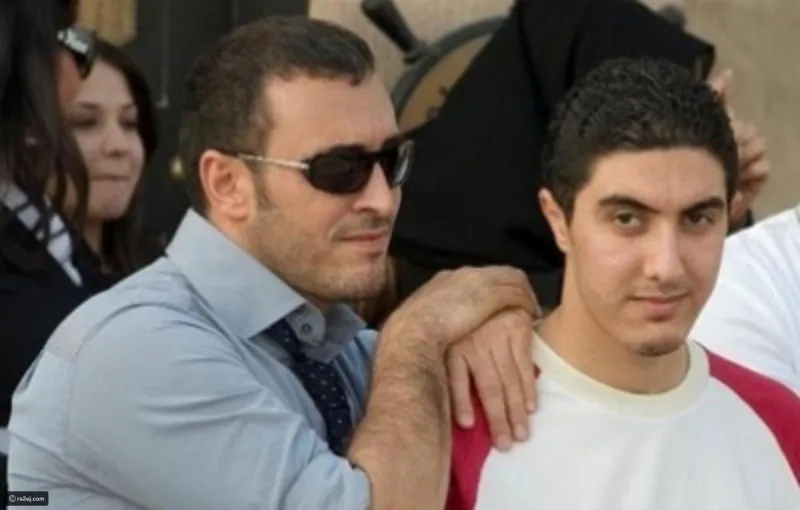 صور عفوية ونادرة للقيصر كاظم الساهر مع أولاده وأحفاده