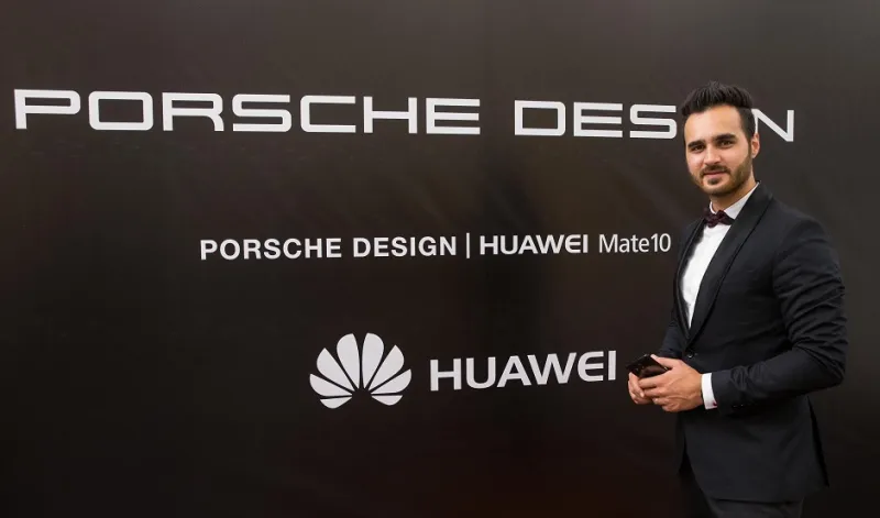 هواوي تكشف عن هاتفها الذكي الأكثر فخامة وقوة على متن طائرة فاخرة في دبي