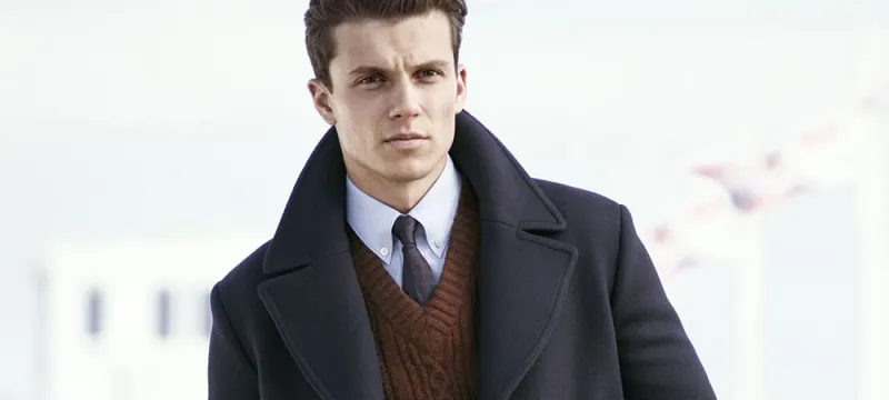 دليل الرجل الأنيق الى الياقة V