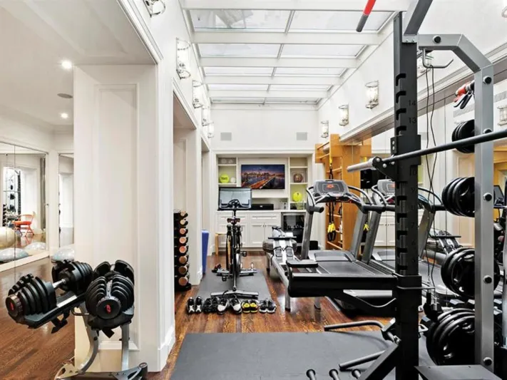 أفخم قصر بأمريكا لا يجد من يشتريه ! (صور) 