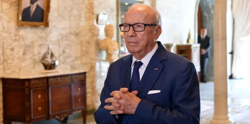 أين قضى الرئيس التونسي السبسي سنواته الدراسية.. وما طبيعة علاقته بعائلته؟