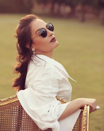 بعد سنوات من الاختفاء ..شريهان تنشر أول صورها مع زوجها وتتغزل فيه (صور) 