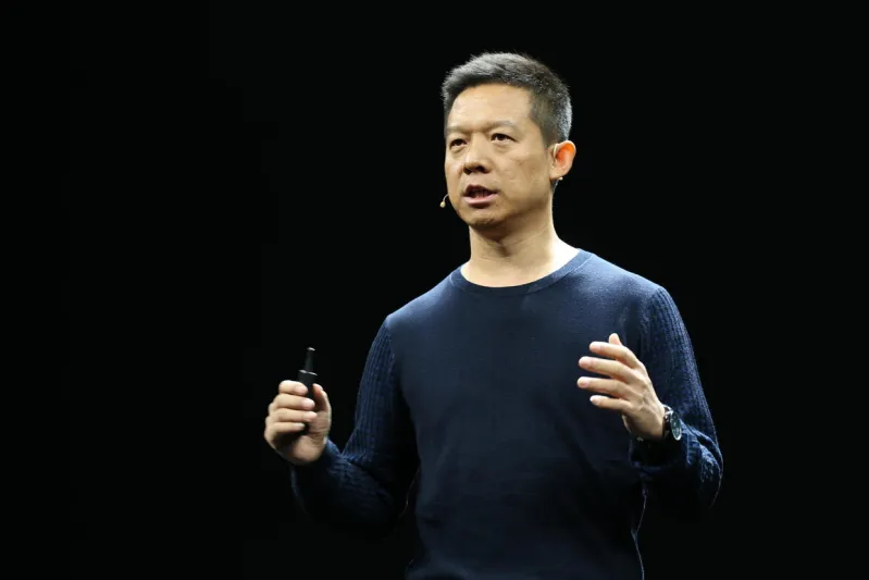 رسالة مؤثرة لرجل أعمال صيني هرب من البلاد بعد خسائر فادحة جلبها لشركته