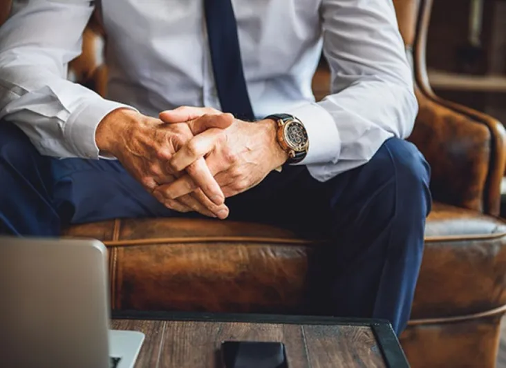 ملياردير عصامي يكشف عن أهم أسرار نجاحه 