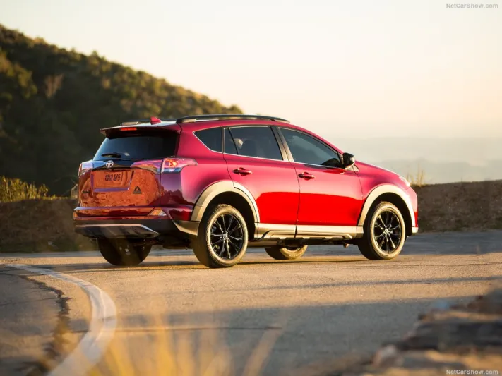 بقوة 176 حصان.. تويوتا RAV4 لمحبي المغامرة (صور)