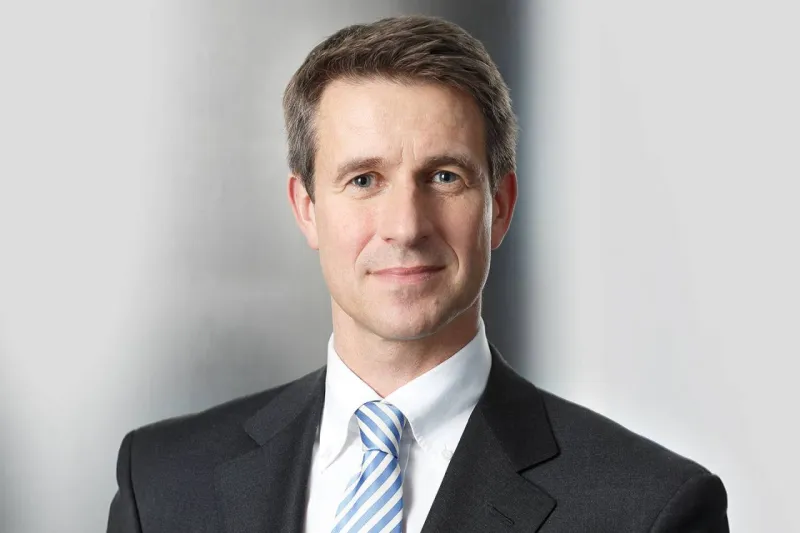 الـ47 بين أغنياء العالم| استيفان كواندت.. مهندس وصناعي ووريث شركة BMW