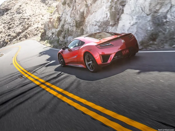 أكورا NSX 2017.. سيارة رياضية بكل المقاييس
