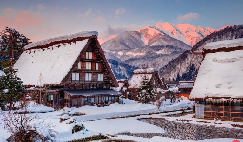 شاهد| لماذا اعتبرت «اليونسكو» هذه القرية اليابانية ضمن التراث العالمي؟