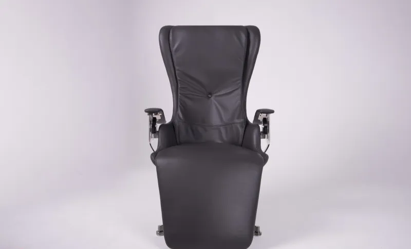 «رولز رويس» تعرض أغلى وأندر مقعد سيارات في العالم (صور)