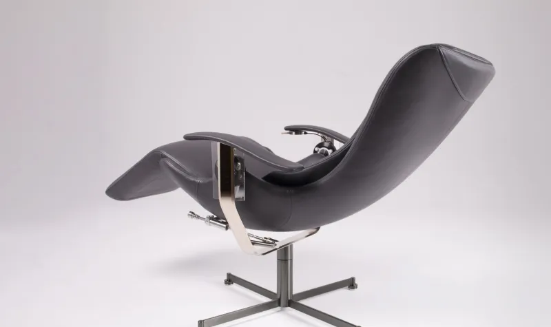 «رولز رويس» تعرض أغلى وأندر مقعد سيارات في العالم (صور)