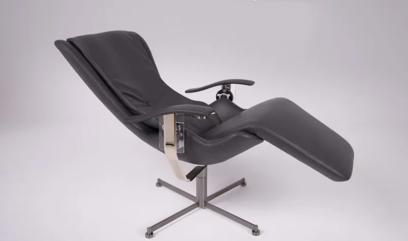 «رولز رويس» تعرض أغلى وأندر مقعد سيارات في العالم (صور)