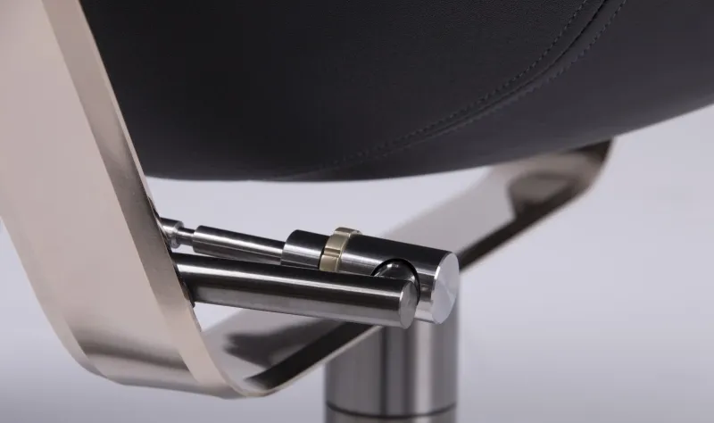 «رولز رويس» تعرض أغلى وأندر مقعد سيارات في العالم (صور)