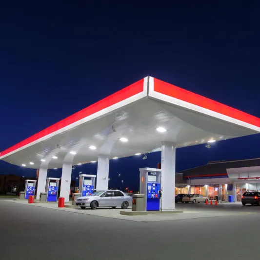 أسعار النفط ترتفع لأعلى مستوى في 3 سنوات