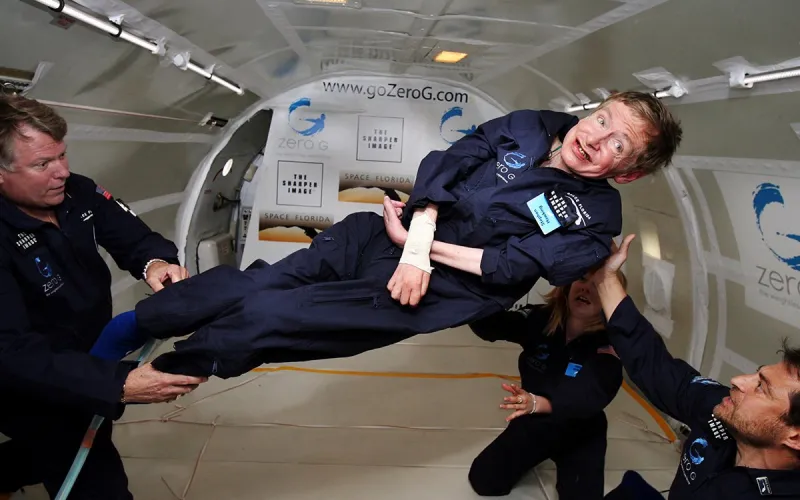 «ستيفن هوكينغ» يكشف عن كارثة ستجعل الحياة على الأرض مستحيلة 