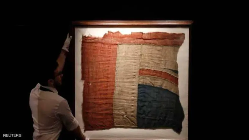 ما السر وراء بيع قطعة من علم بريطانيا بنصف مليون دولار ؟