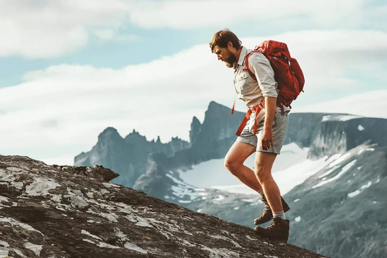 أمور على كل رجل القيام بها بمفرده.. ولو لمرة واحدة 