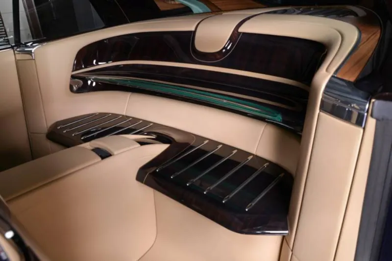 بقيمة 48.75 مليون ريال.. أغلى سيارة في العالم تظهر في أبو ظبي (فيديو)