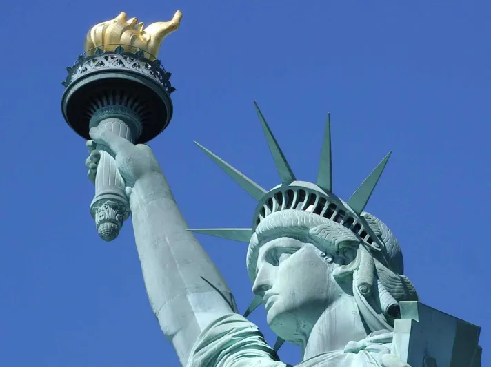 تمثال الحرية يغلق أبوابة أمام السائحين لهذا السبب !