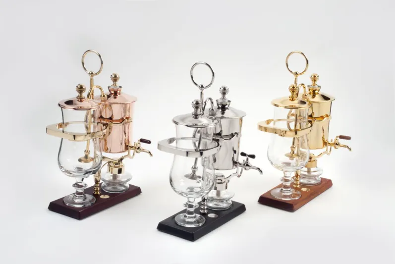 تجاوز سعره 15500 دولار.. شاهد جهاز تحضير القهوة الأغلى في العالم (فيديو)