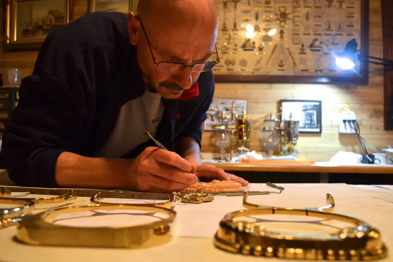 تجاوز سعره 15500 دولار.. شاهد جهاز تحضير القهوة الأغلى في العالم (فيديو)