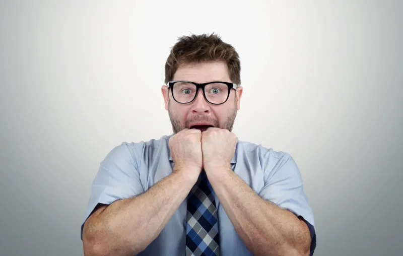 الأمر أخطر مما تتخيل.. 4 اضرار تسببهم عادة قضم الأظافر !