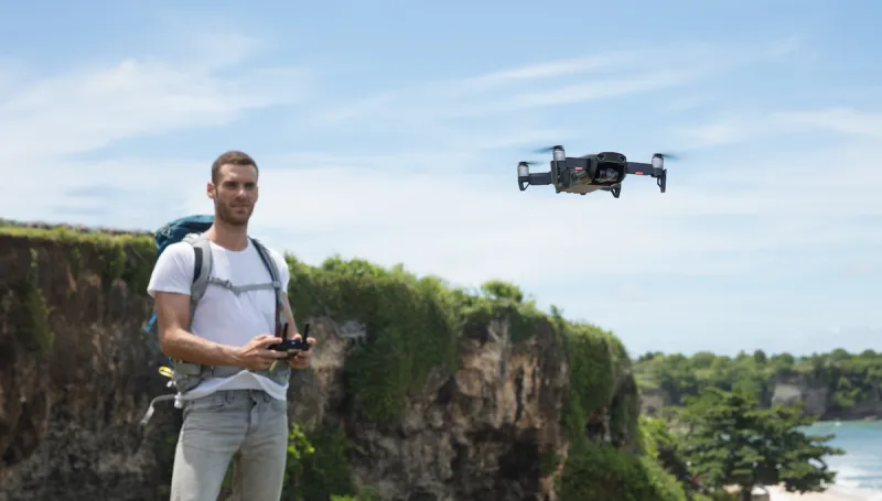 DJI تكشف عن طائرتها الجديدة بدون طيار (فيديو)