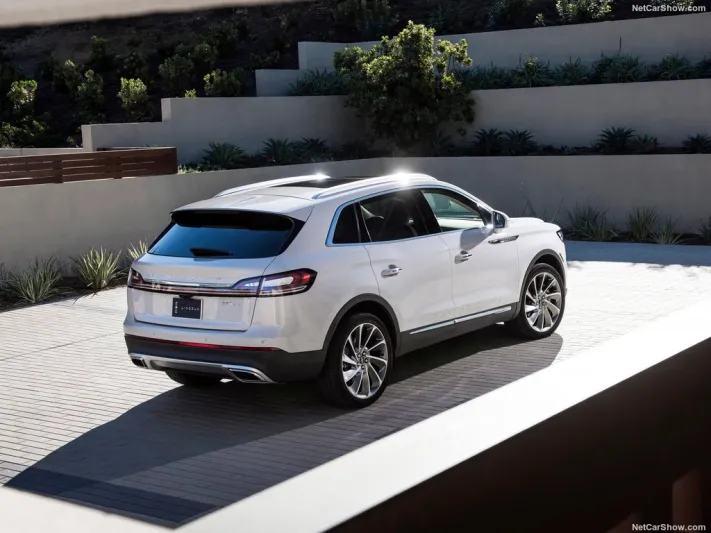 لينكولن نوتيلوس 2019.. لثقة أكبر على الطريق