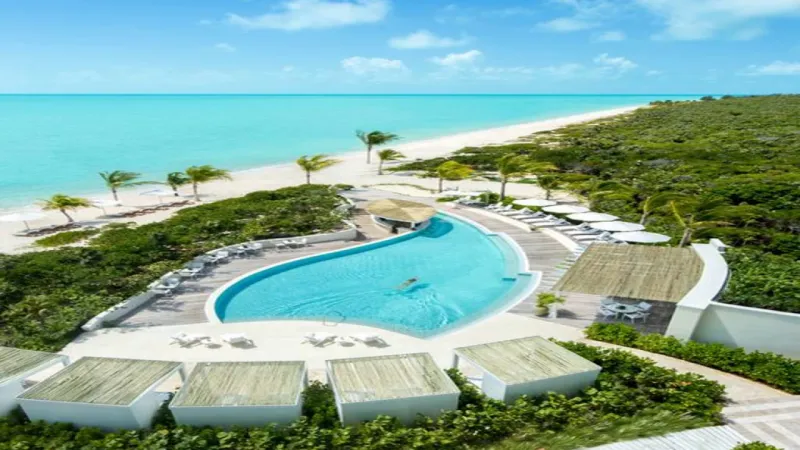 «فوربس» تكشف عن 9 منتجعات شاطئية فاخرة جديدة (صور)