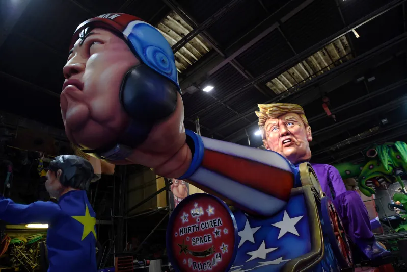 شاهد كيف سخر كرنفال نيس من دونالد ترامب وكيم يونج 