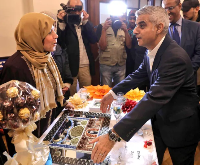 رئيسة وزراء بريطانيا محجبة للمرة الأولى.. والسبب!