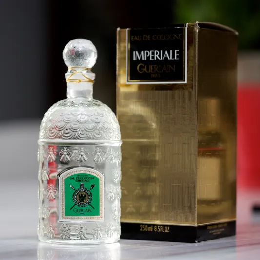 للرجل الأنيق.. أنعِش صيفك بنفحات من الـ«نيرولي»