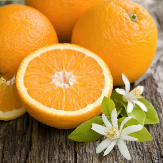 للرجل الأنيق.. أنعِش صيفك بنفحات من الـ«نيرولي»