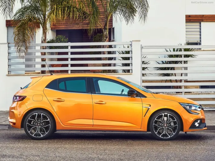 عشاق القيادة الرياضية على موعد مع رينو ميجان RS 2018