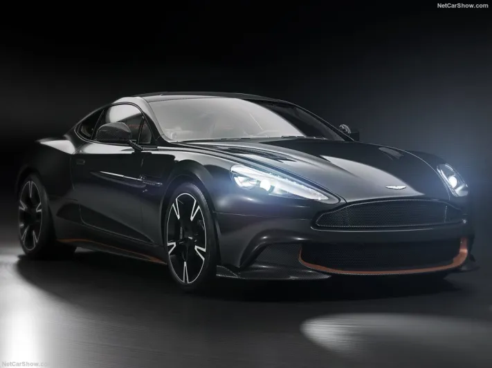 أستون مارتن تودع فانكويش بنسخة "Vanquish S Ultimate" 2018