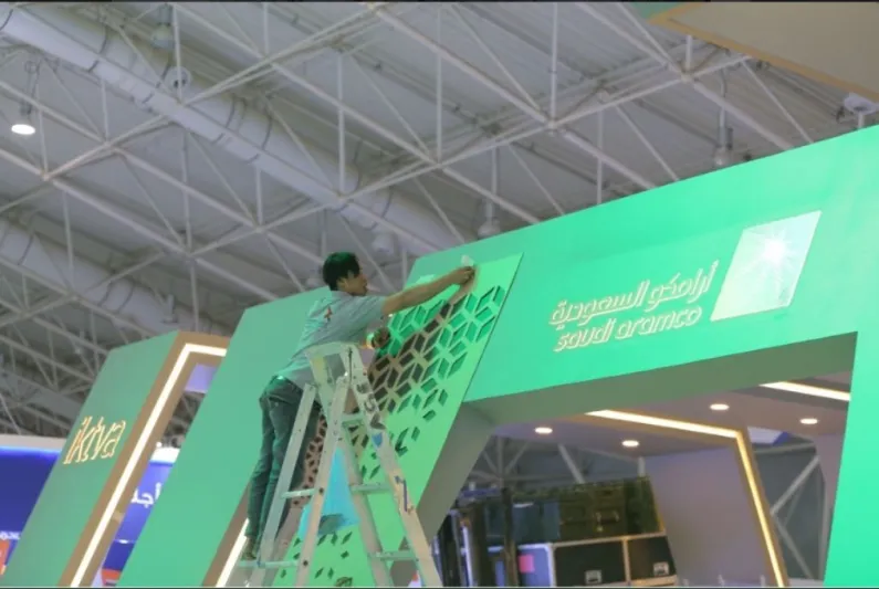 شاهد| تجهيزات معرض «أفد 2018» لدعم الصناعة المحلية بالمملكة